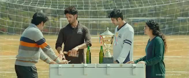 Kabir_Singh_2019_Hindi_DVDRip_x264_700MB_-_TAMILROCKERS-002.jpg