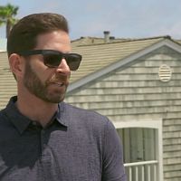 Flipping 101 with Tarek El Moussa S02E07 Hope the Buyers Have a Dog 720p WEB h264 KOMPOST TGx