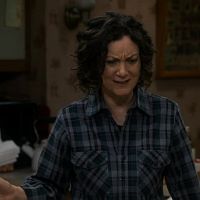 The Conners S04E09 Three Exes Role Playing and a Waterbed 720p AMZN WEBRip DDP5 1 x264 NTb TGx
