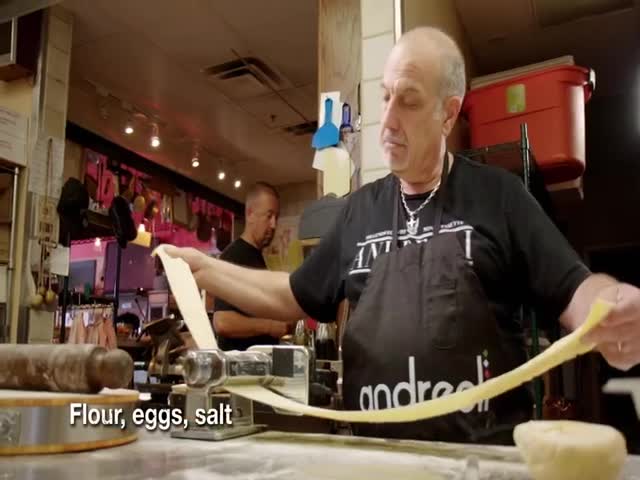 The Best Thing I Ever Ate S12E13 Pasta Perfection 480p x264 mSD TGx