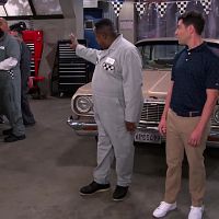 The.Neighborhood.S04E13.720p.HDTV.x264-SYNCOPY[TGx]