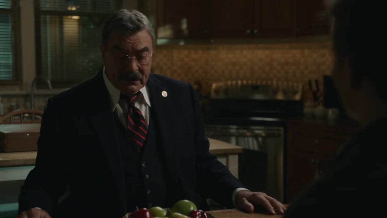 Blue Bloods S12E17 720p WEB x265 MiNX TGx