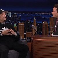 Jimmy Fallon 2022 04 21 WEB x264 PHOENiX