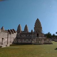 The.Lost.World.of.Angkor.Wat.S01E01.HDTV.x264-PHOENiX