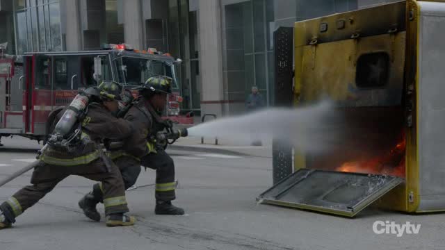 Chicago Fire S10E21 XviD AFG TGx