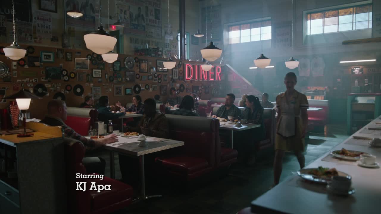 Riverdale US S06E17 Chapter One Hundred and Twelve American Psychos 720p AMZN WEBRip DDP5 1 x264 NTb