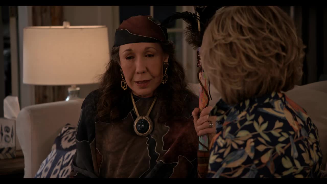 Grace and Frankie S06E01 720p WEB x265 MiNX TGx