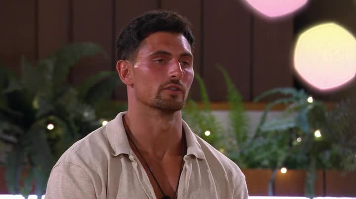 Love Island S08E32 WEB x264 TORRENTGALAXY