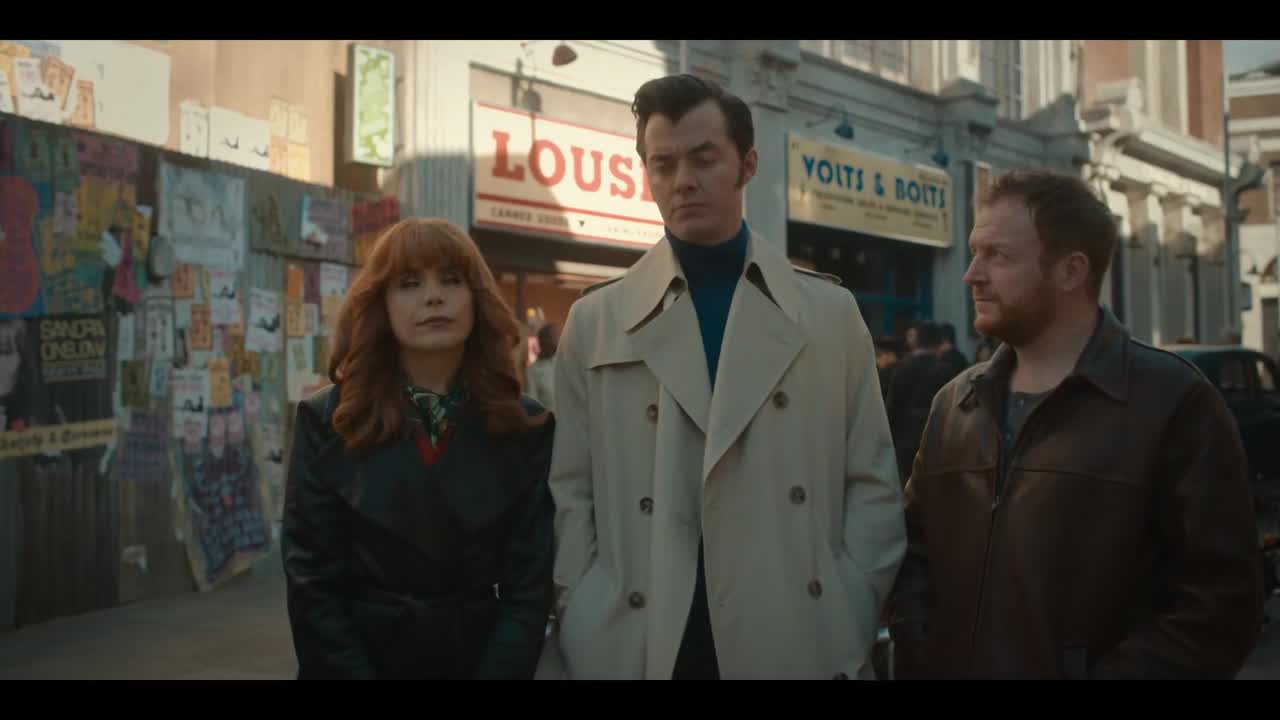 Pennyworth The Origin of Batmans Butler S03E01 720p WEB x265 MiNX TGx