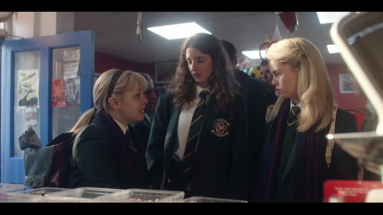 Derry Girls S01E01 720p WEB H264 BRAVERY TGx