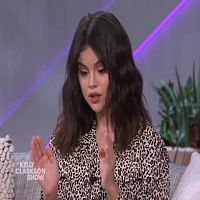 The Kelly Clarkson Show 2022 11 02 Selena Gomez 480p x264 mSD TGx