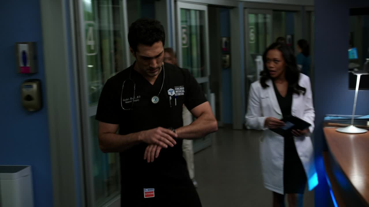 Chicago Med S08E10 A Little Change Might Do You Some Good 720p AMZN WEBRip DDP5 1 x264 KiNGS TGx