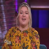 The Kelly Clarkson Show 2023 02 10 Alyssa Milano 480p x264 mSD TGx