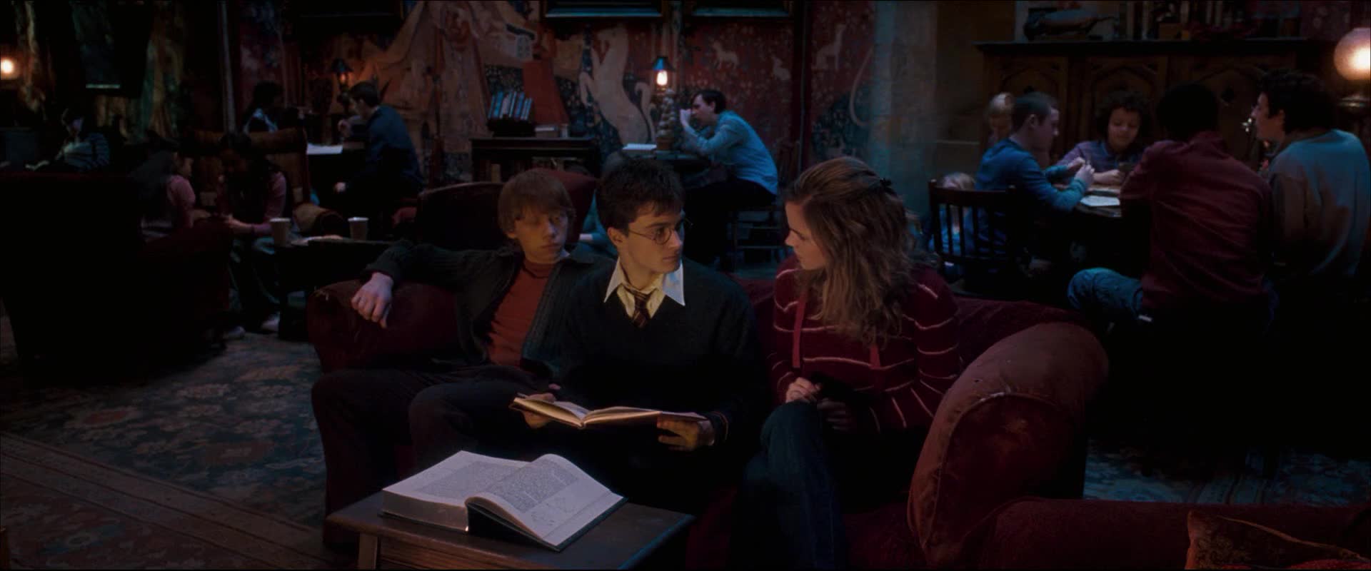 Harry Potter and the Order of the Phoenix 2007 1080p BluRay H264 AAC RARBG TGx