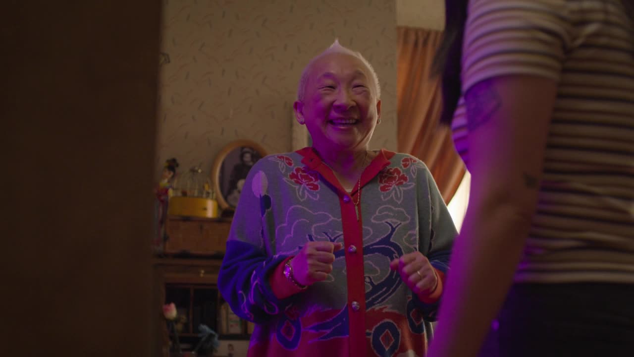 Awkwafina is Nora From Queens S03E05 Bad Grandma 720p AMZN WEBRip DDP2 0 x264 NTb TGx