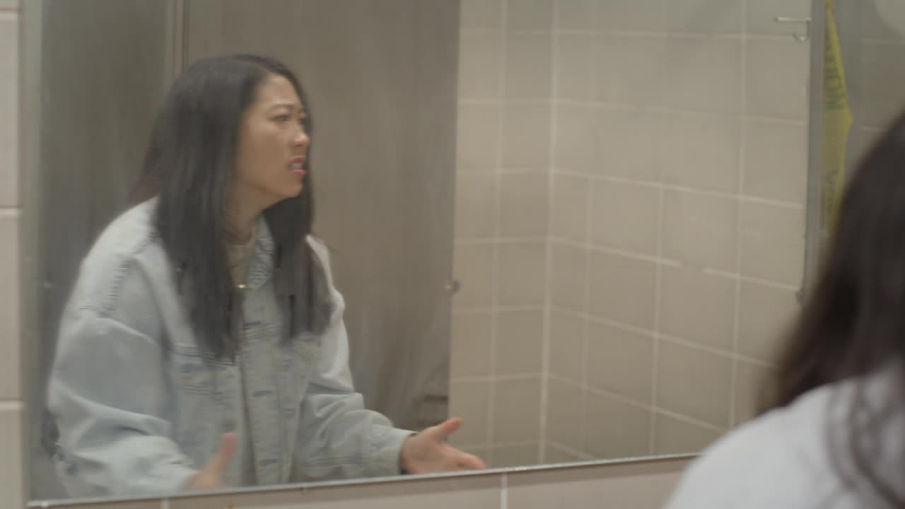 Awkwafina is Nora From Queens S03E06 Car Fished 720p AMZN WEB DL DDP2 0 H 264 NTb TGx