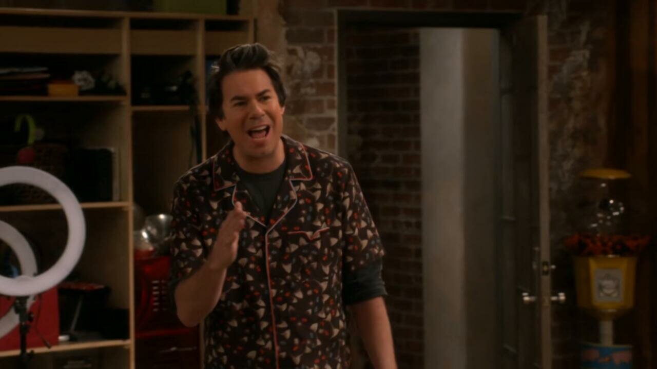 iCarly 2021 S03E08 720p WEB x265 MiNX TGx