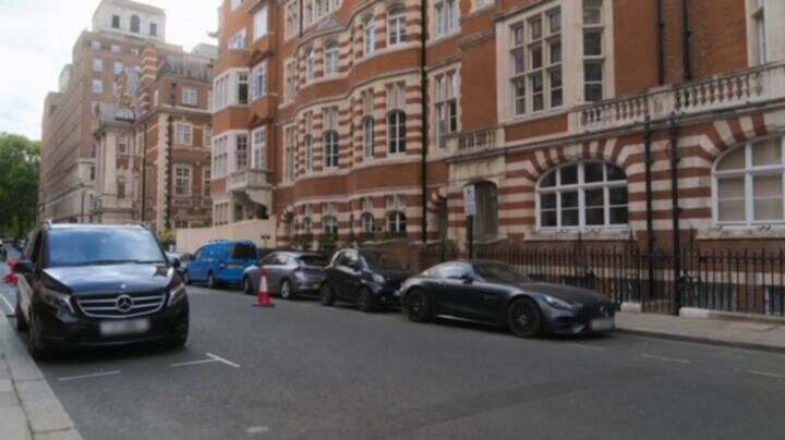 Britains Most Expensive Houses S02E05 HDTV x264 TORRENTGALAXY