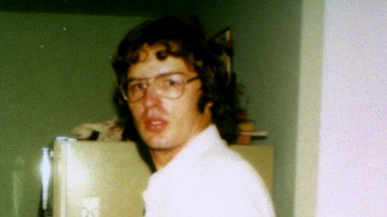 Became a cult leader. David Koresh. Дэвид Коре́ш. Дэвид Тибодо Уэйко.