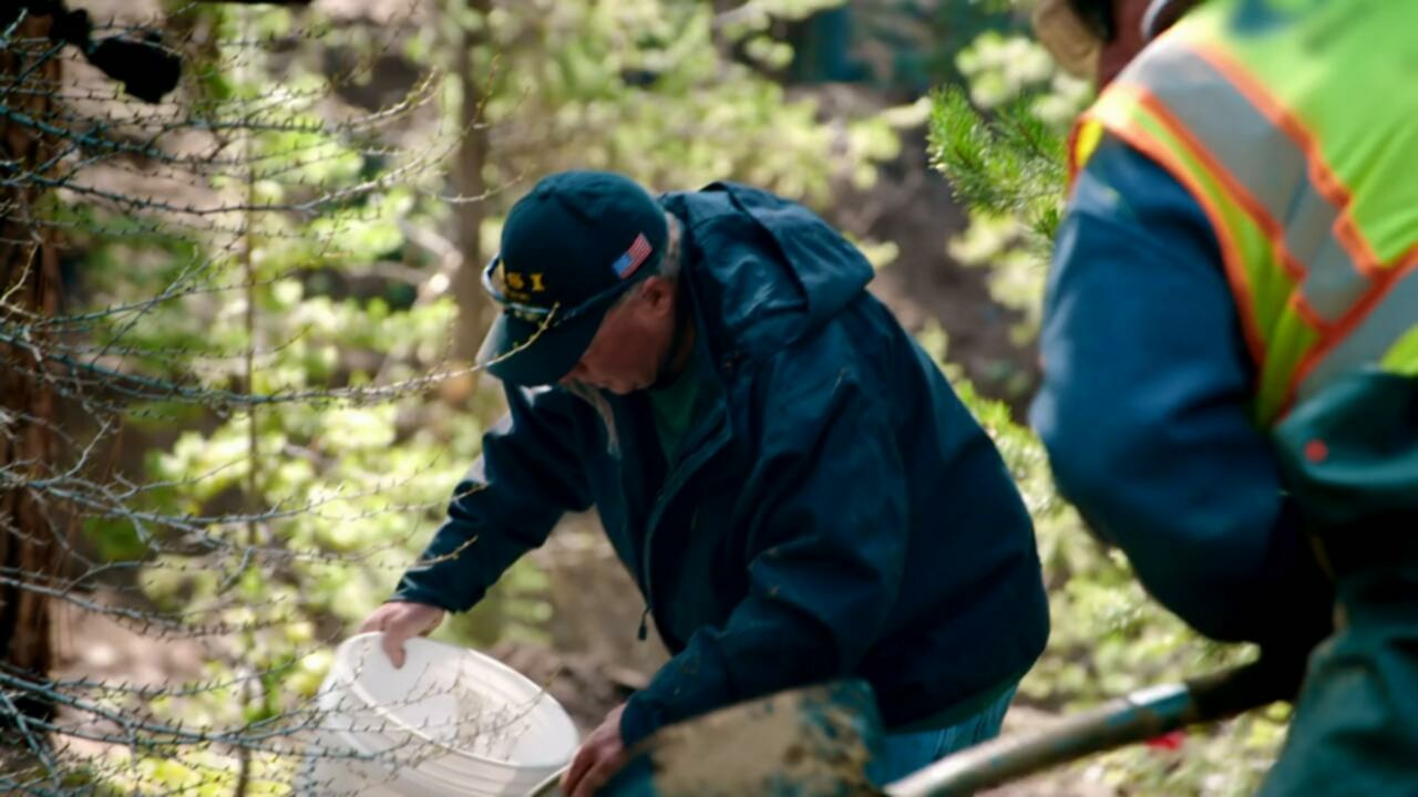 Gold Rush Mine Rescue with Freddy and Juan S00E03 The Lost Rescue 720p AMZN WEB DL DDP2 0 H 264 NTb