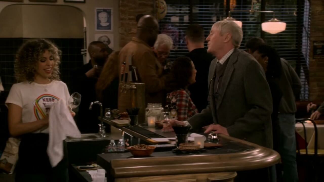 Frasier 2023 S01E04 720p WEB x265 MiNX TGx