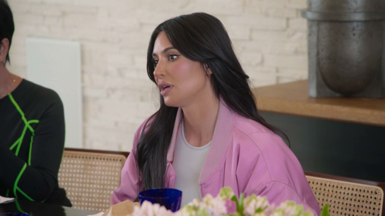 The Kardashians S04E06 Youre Spiraling 720p HULU WEB DL DDP5 1 H 264 NTb TGx