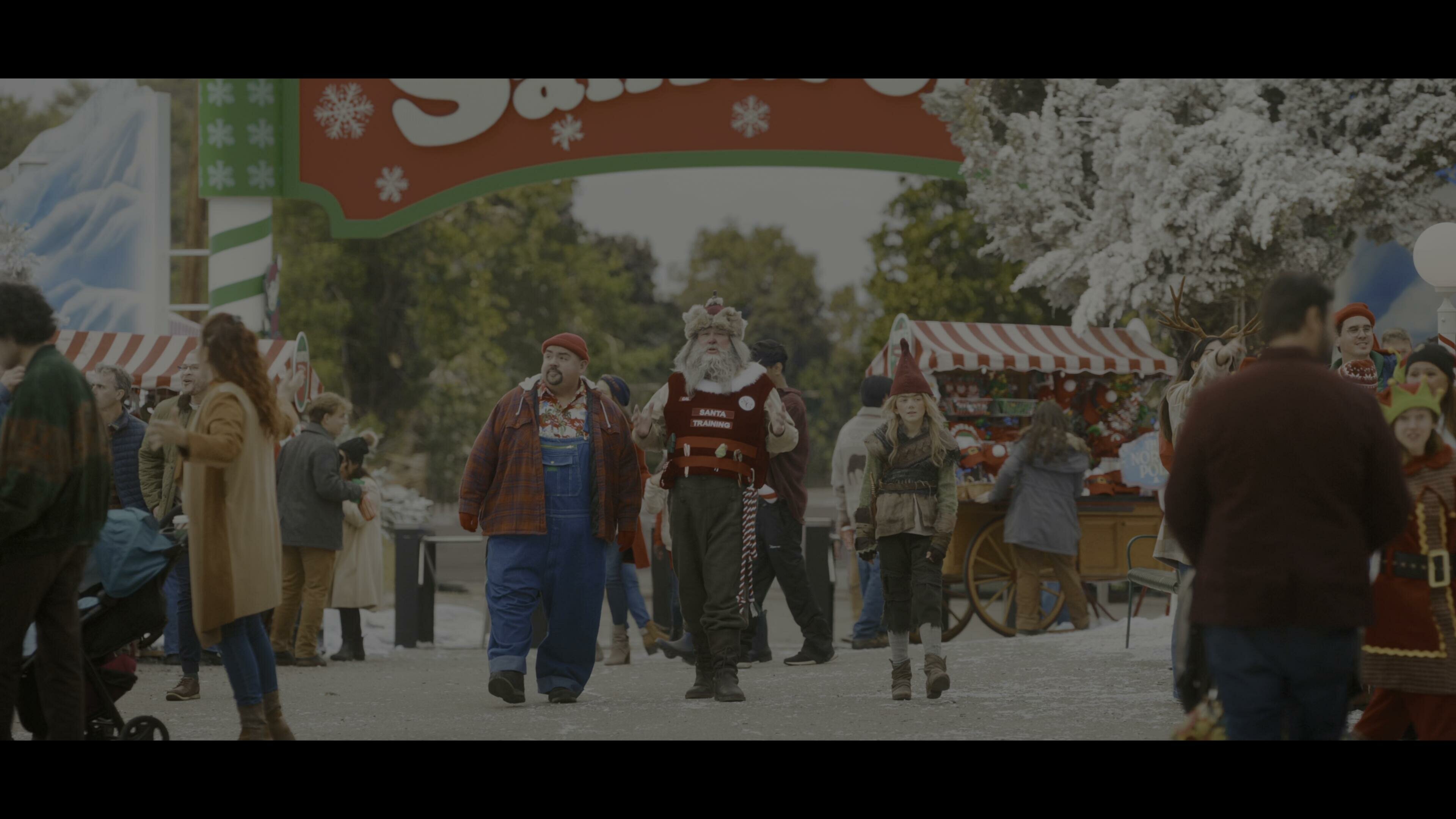 The Santa Clauses S02E04 Miracle on Dead Creek Road 2160p DSNP WEB DL DDP5 1 Atmos DV HDR H 265 FLUX