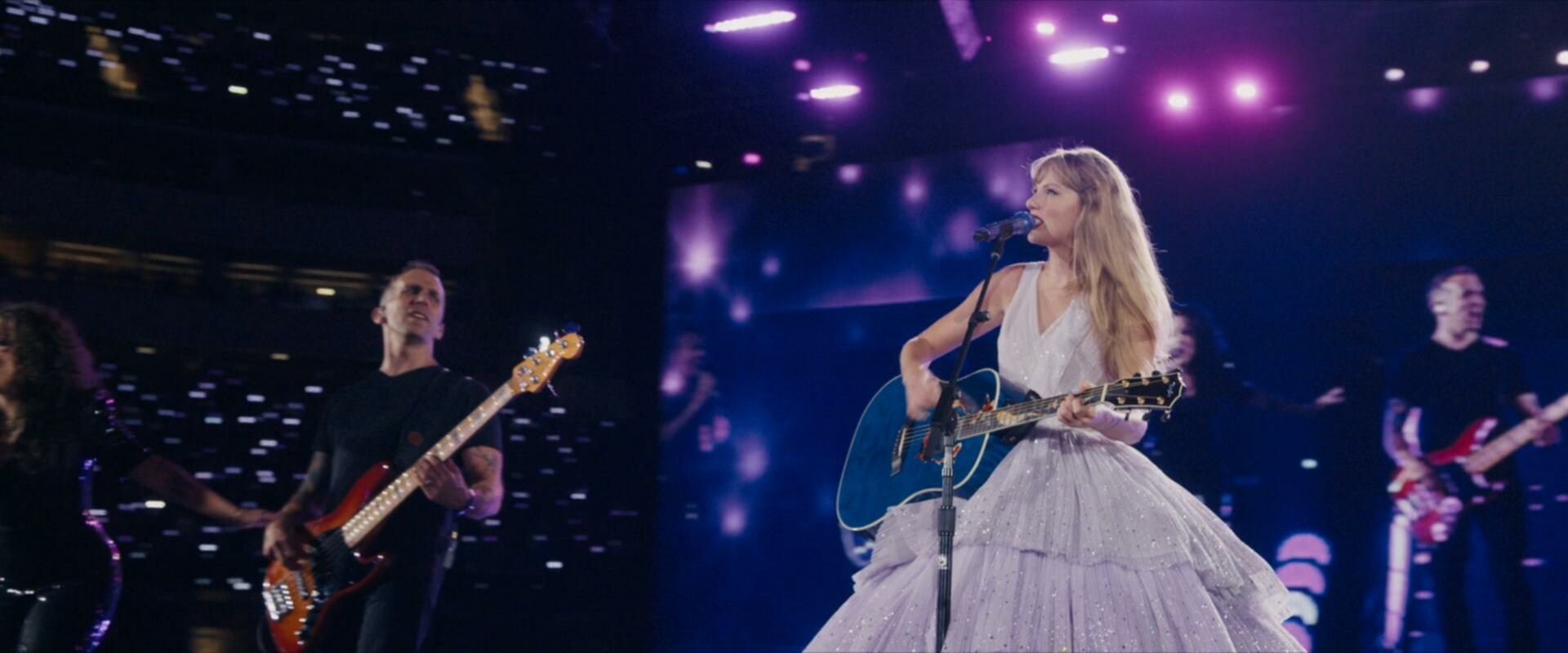 Taylor Swift The Eras Tour 2023 Extended 1080p AMZN WEB DL DDP5 1 Atmos H 264 FLUX TGx