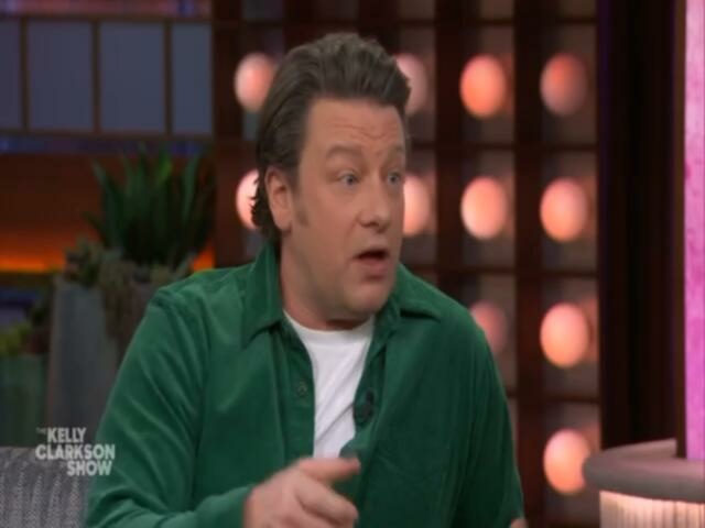 The Kelly Clarkson Show 2024 01 26 Jamie Oliver 480p x264 mSD TGx