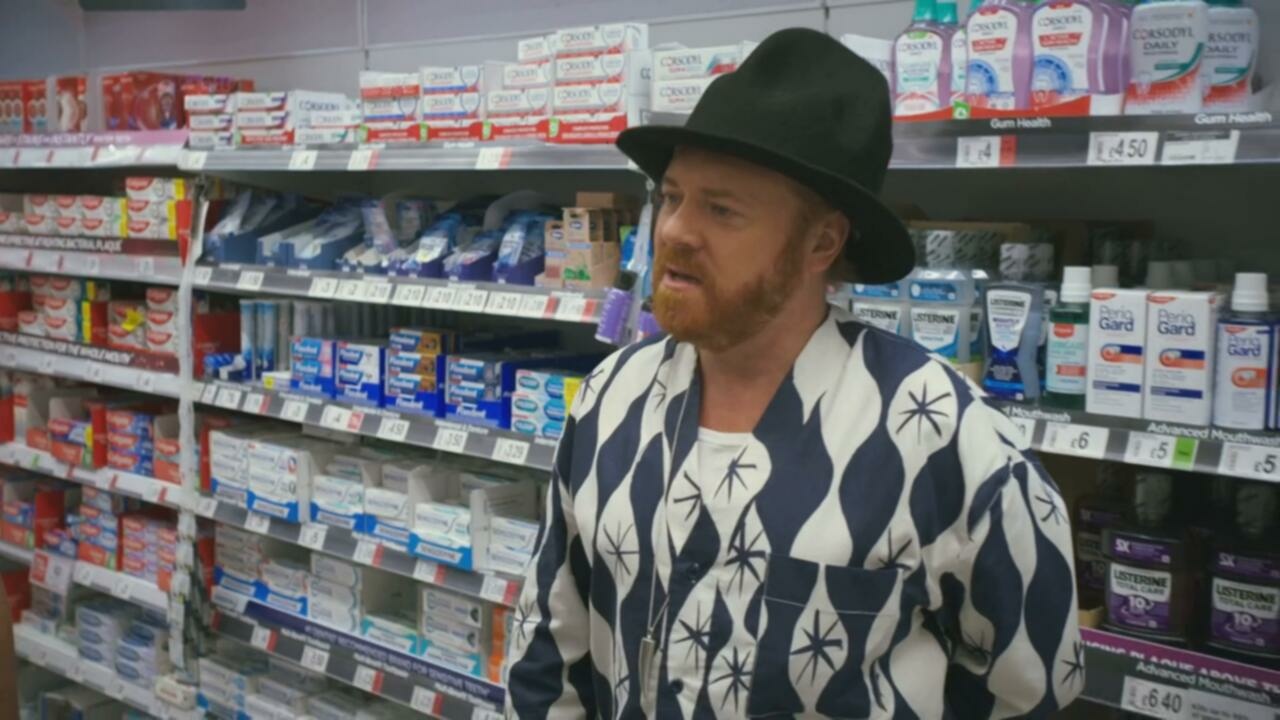 Shopping with Keith Lemon S04E05 Chris and Rosie Ramsay and Myleene Klass 720p ITV WEB DL AAC2 0 H 2