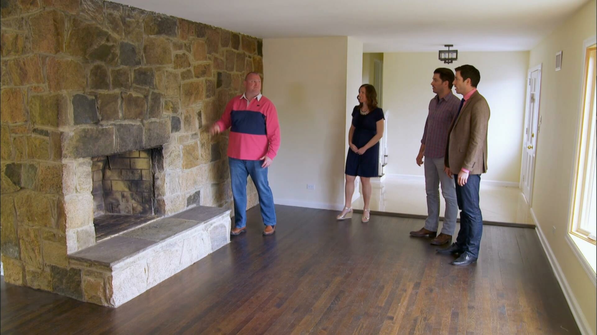 Property Brothers S10E02 Searching for Glitz and Glam Dorothy And John 1080p MAX WEB DL DDP2 0 H 264