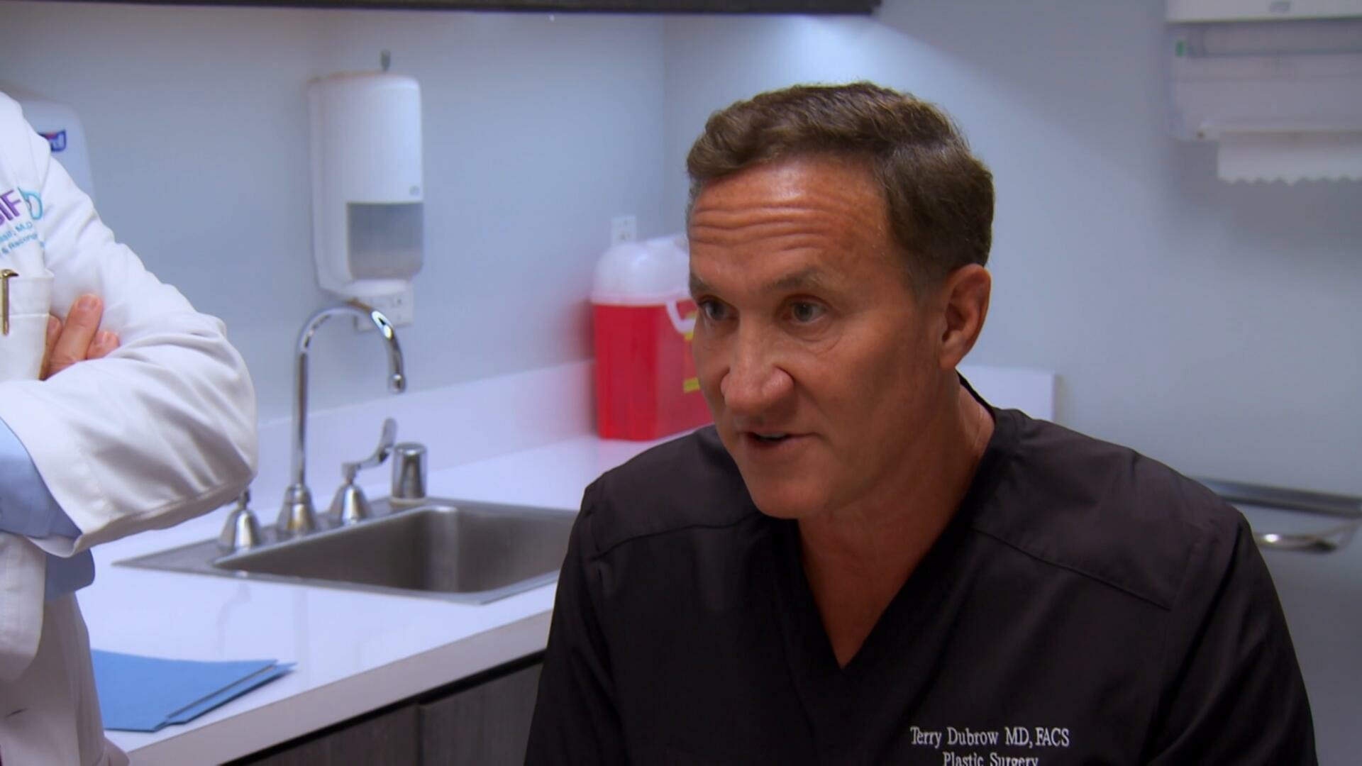 Botched S08E08 Sep Ear Ation Anxiety 1080p AMZN WEB DL DDP2 0 H 264 NTb TGx