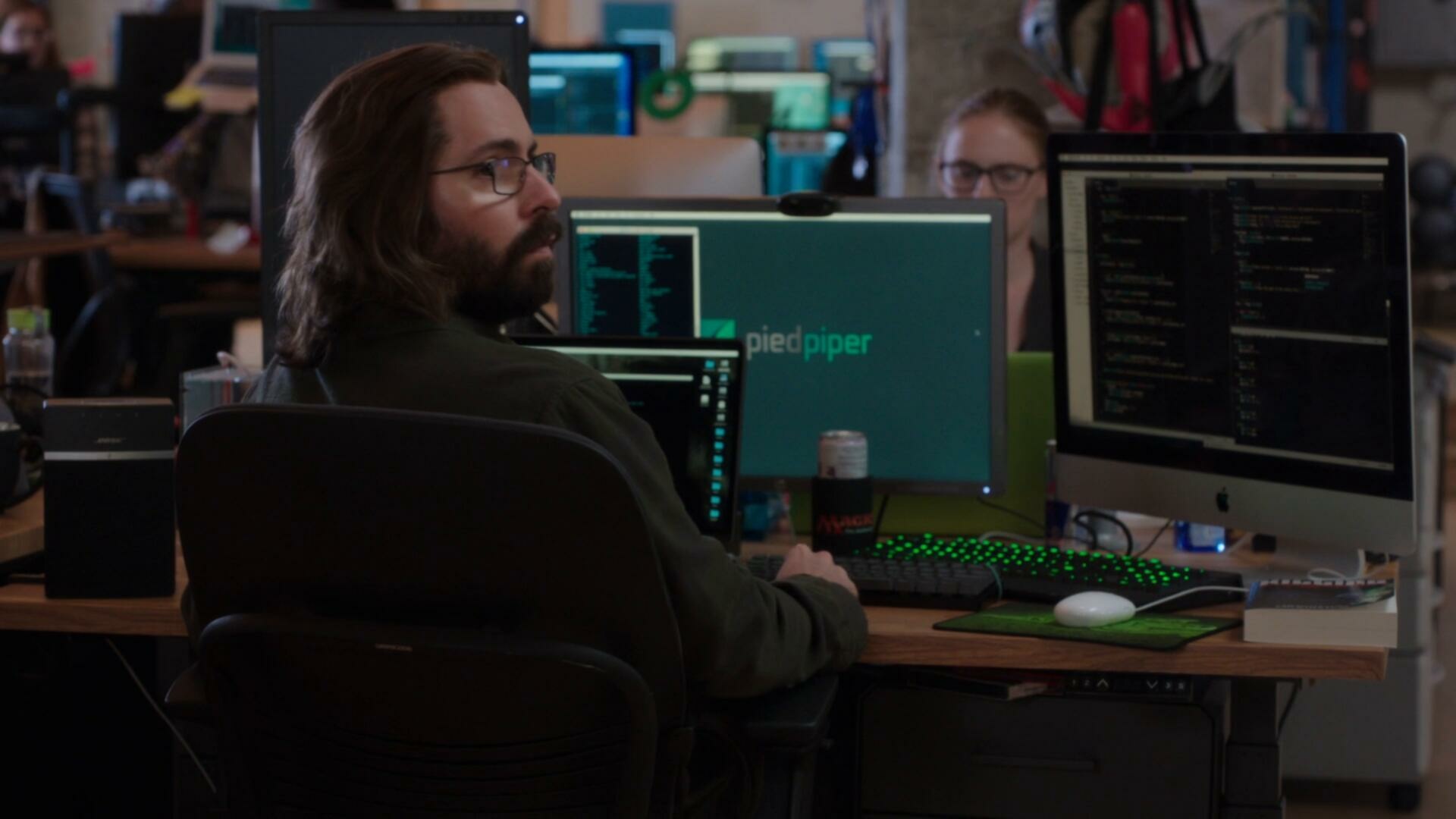Silicon Valley S05E03 Chief Operating Officer 1080p AMZN WEB DL DDP5 1 H 264 NTb TGx