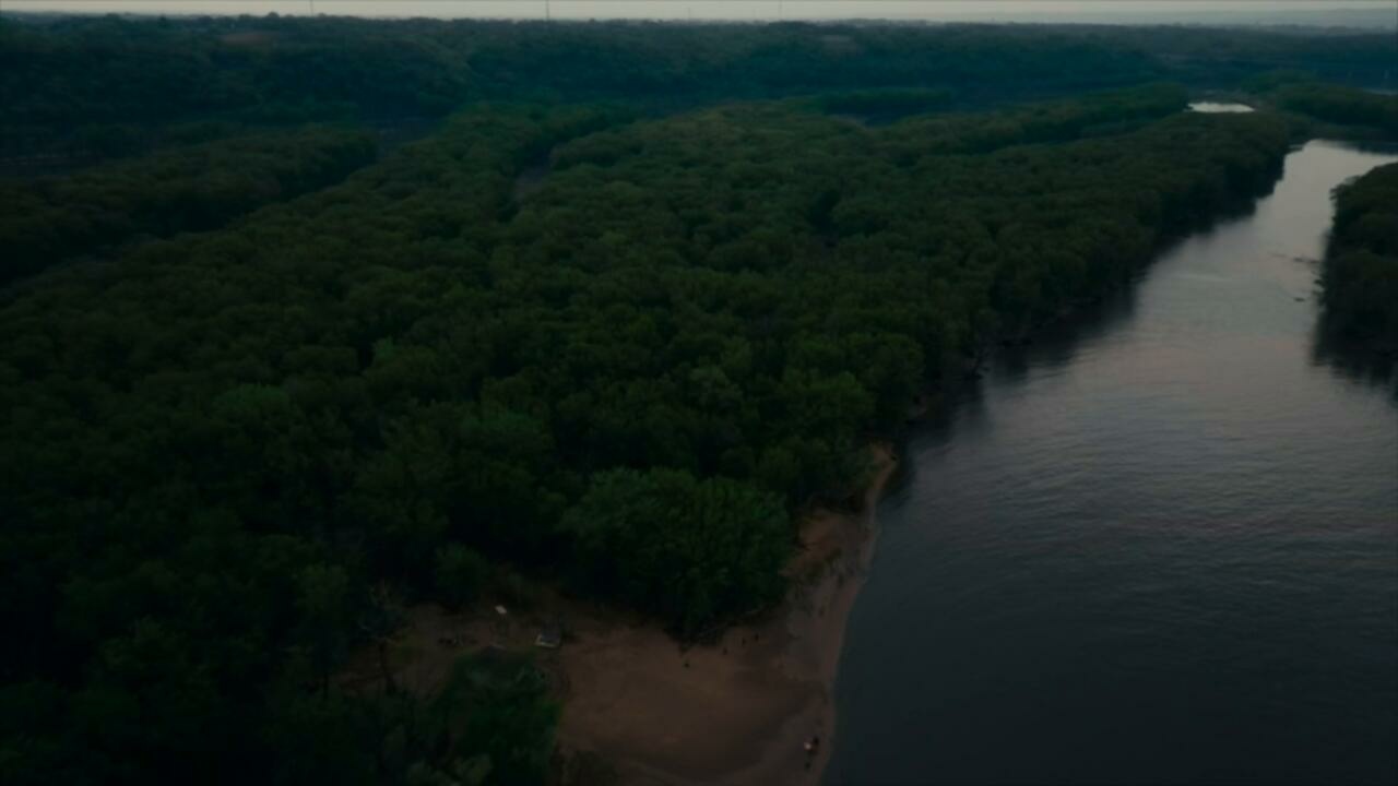 Cabin in the Woods S01E04 Mississippi River Cabin 720p AMZN WEB DL DDP2 0 H 264 Kitsune TGx