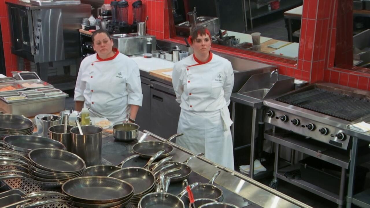 Hells Kitchen US S23E03 Shucking Hell 720p AMZN WEB DL DDP5 1 H 264 FLUX TGx