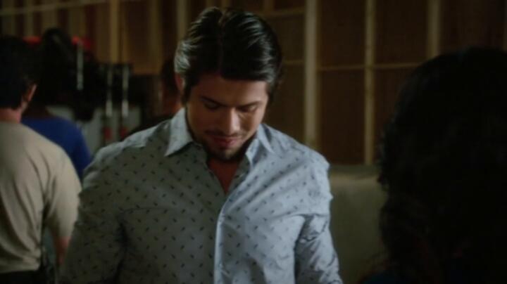 Jane the Virgin S01E12 WEB x264 TORRENTGALAXY