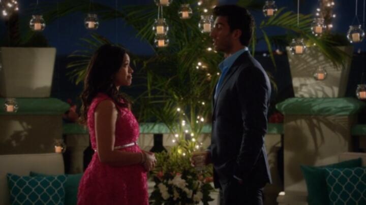 Jane the Virgin S01E15 WEB x264 TORRENTGALAXY