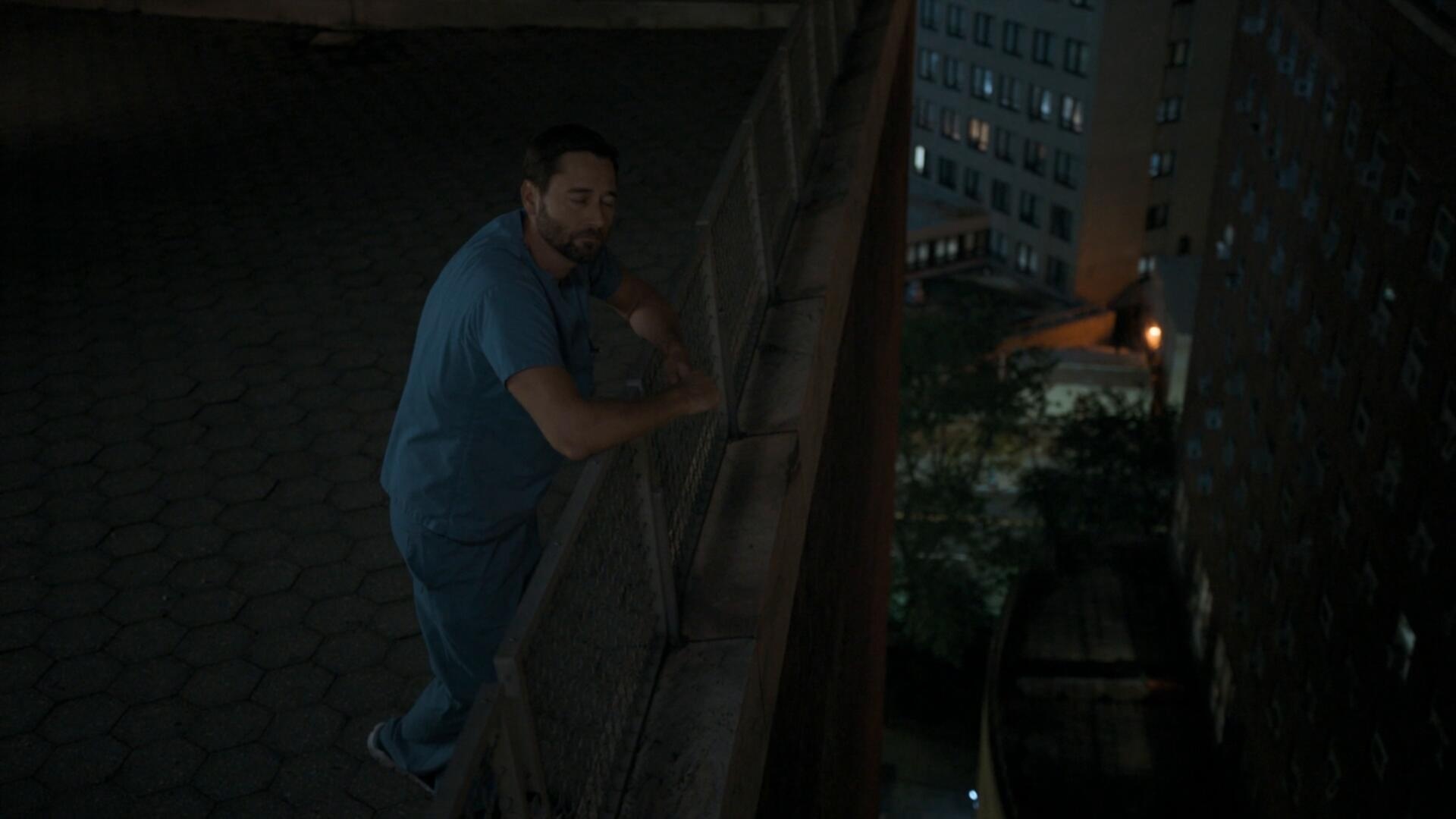 New Amsterdam 2018 S04E05 This Be the Verse 1080p AMZN WEB DL DDP5 1 H 264 NTb TGx