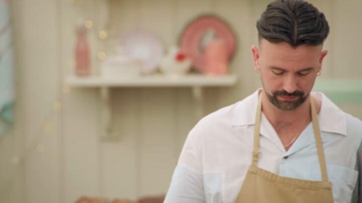 The Great British Bake Off S15E07 WEB x264 TORRENTGALAXY