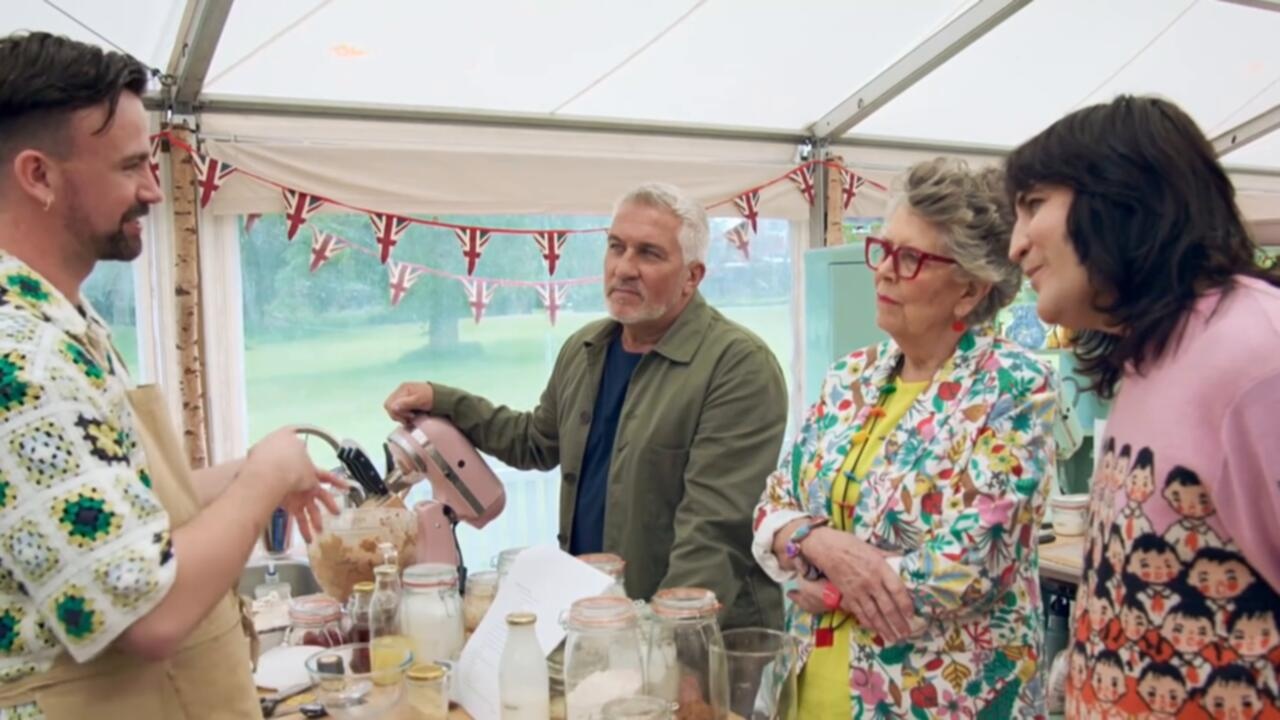 The Great British Bake Off S15E02 720p WEB H264 SKYFiRE TGx