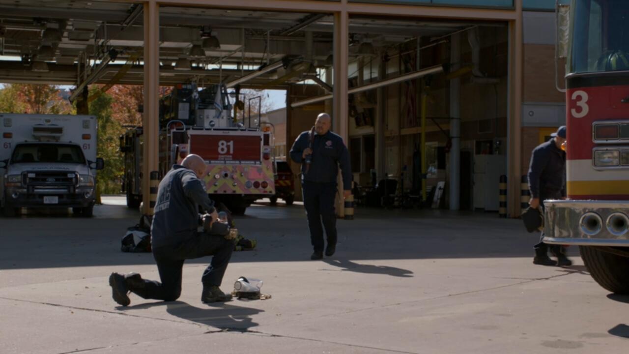 Chicago Fire S13E08 Quicksand 720p AMZN WEB DL DDP5 1 H 264 FLUX TGx