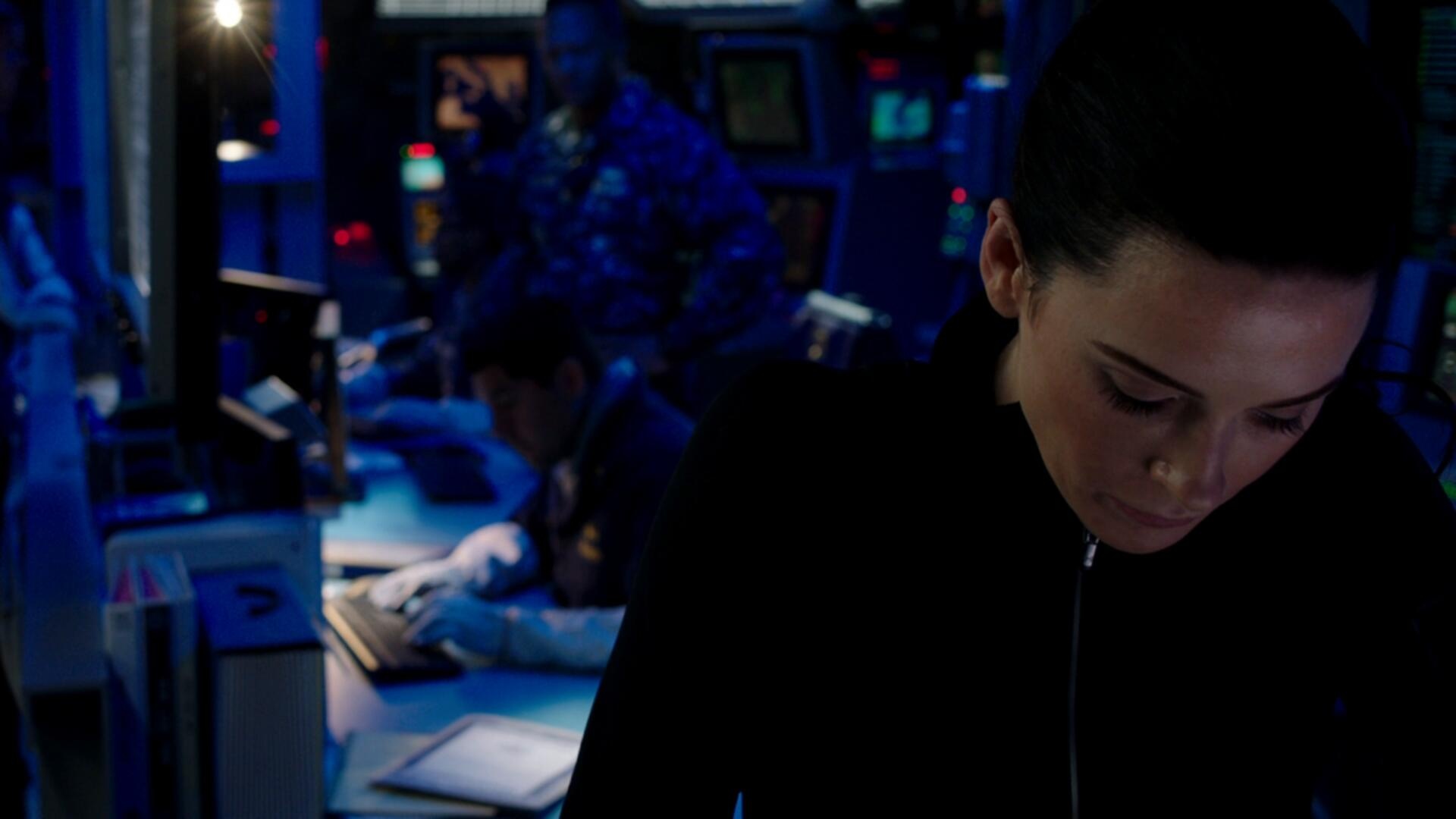 The Last Ship S04E09 Detect Deceive Destroy 1080p AMZN WEB DL DD 5 1 H 264 playWEB TGx