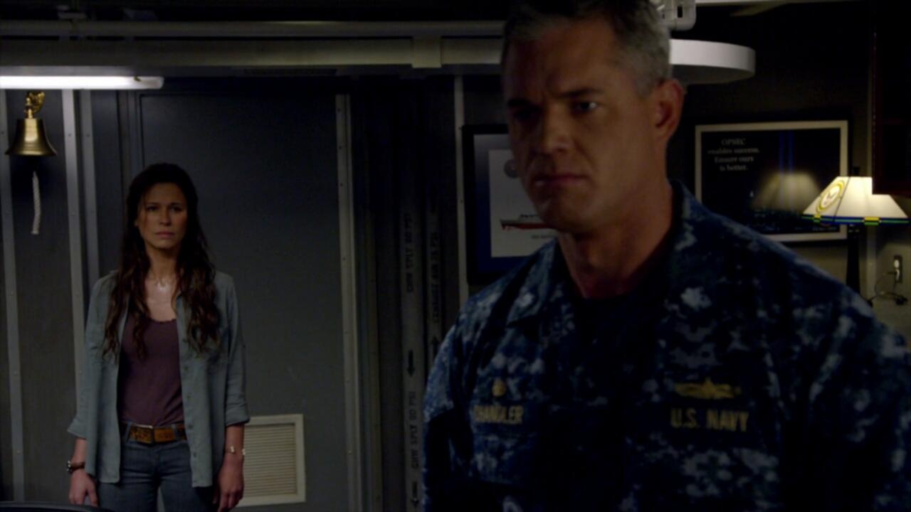 The Last Ship S02E10 Friendly Fire 720p AMZN WEB DL DD 5 1 H 264 playWEB TGx