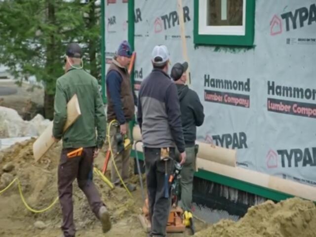 Maine Cabin Masters S10E07 480p x264 mSD TGx