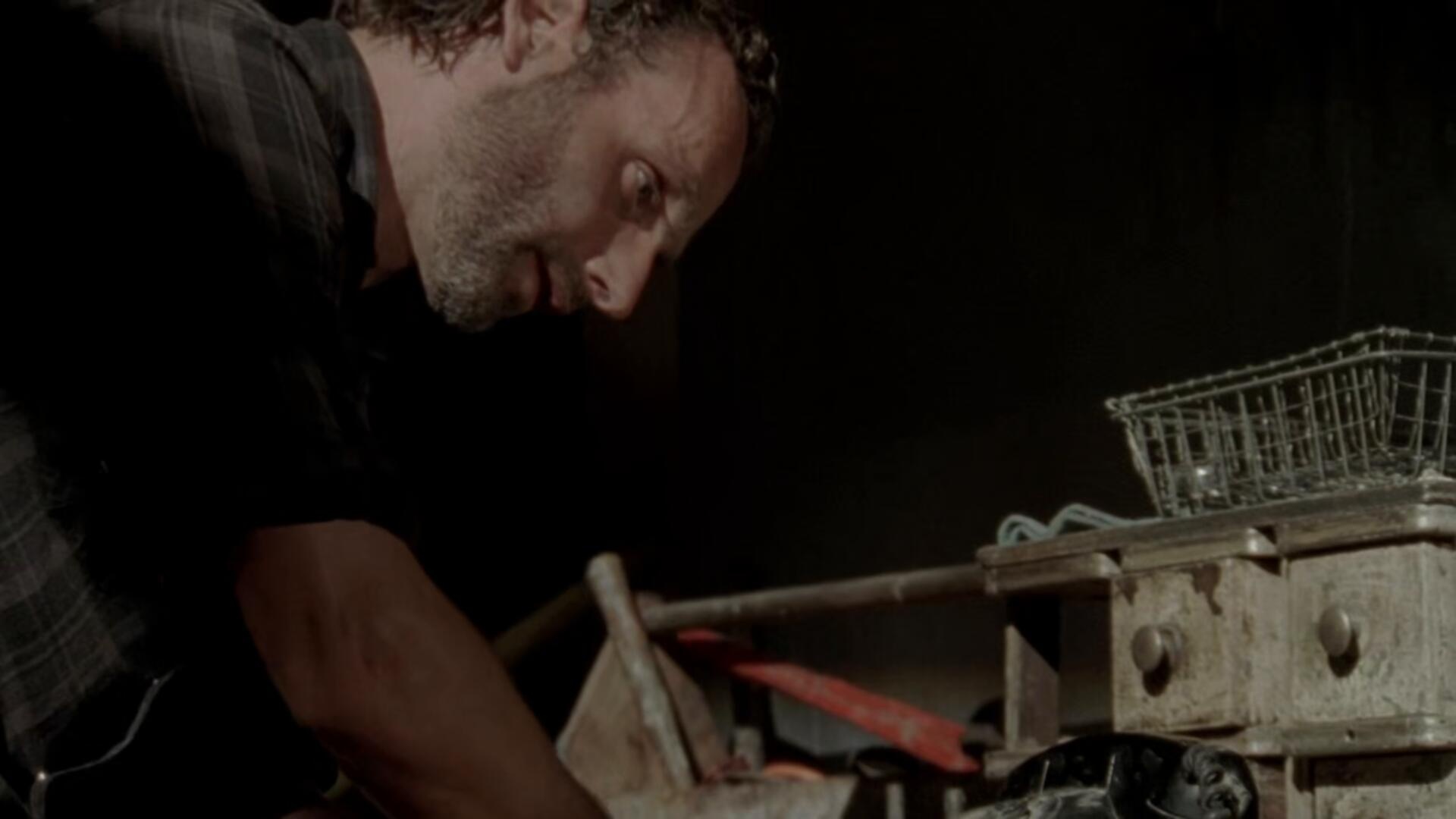 The Walking Dead S03E06 Hounded 1080p HEVC x265 MeGusta TGx