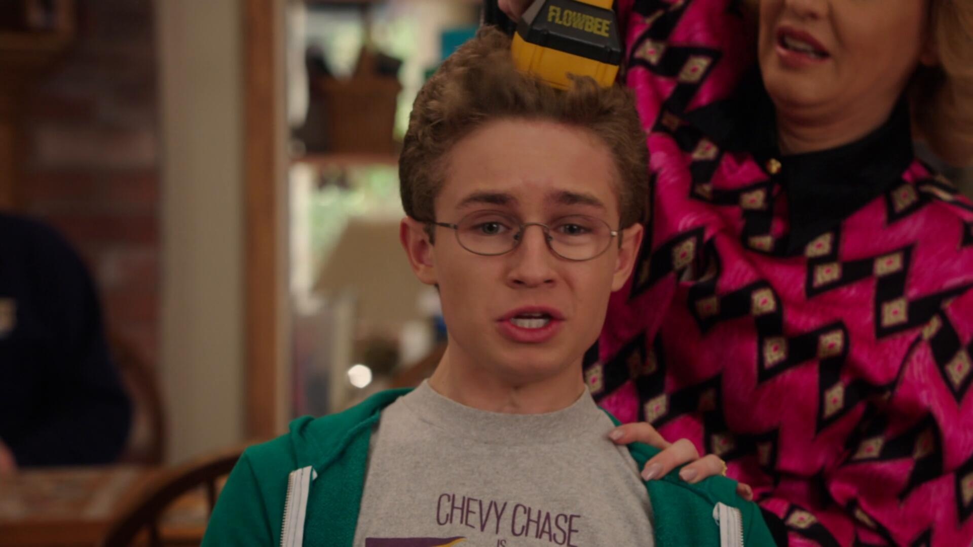 The Goldbergs 2013 S05E14 Hail Barry 1080p AMZN WEB DL DD 5 1 H 264 ViSUM TGx