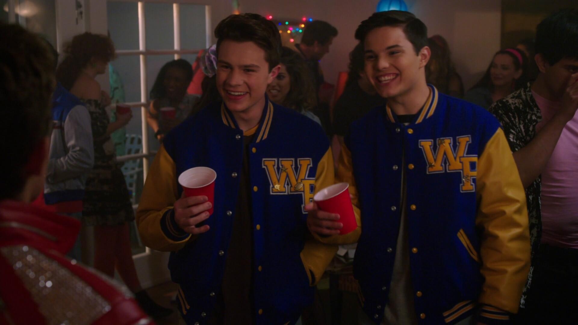 The Goldbergs 2013 S05E19 Flashy Little Flashdancer 1080p AMZN WEB DL DD 5 1 H 264 ViSUM TGx