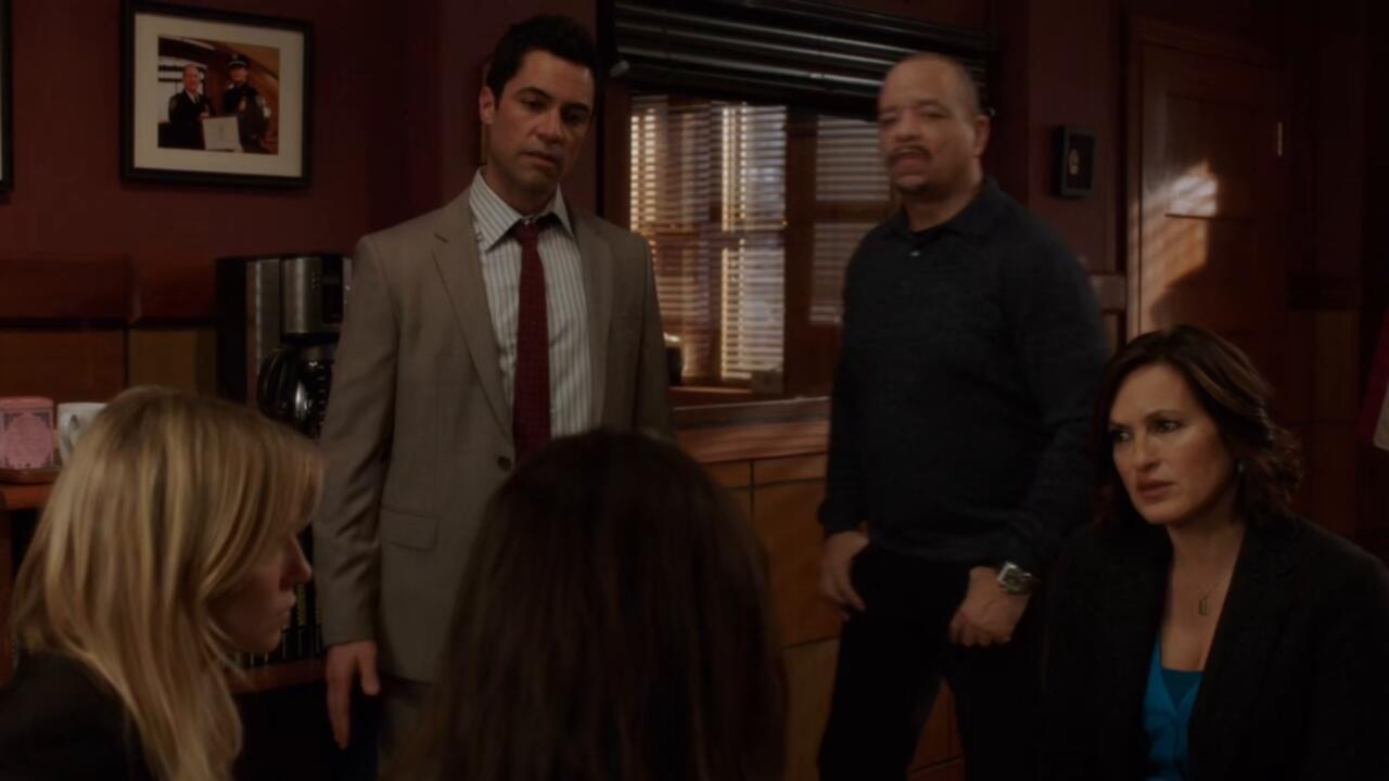 Law And Order SVU S15E19 720p WEB x265 MiNX TGx